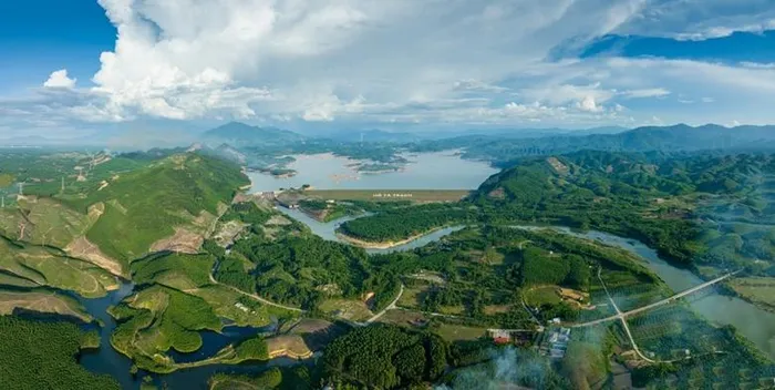 Bài 1: Thừa Thiên Huế xứng đáng là thành phố xanh của Việt Nam