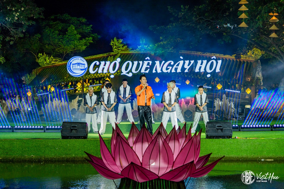 Chợ quê ngày hội - Cầu Ngói Thanh Toàn khép lại thành công rực rỡ, hứa hẹn bùng nổ hơn vào năm 2026
