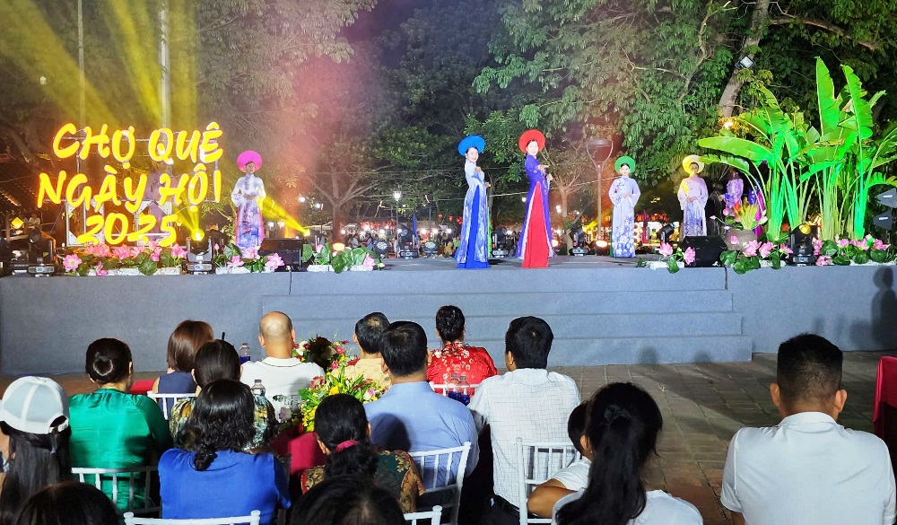 Áo dài chợ quê