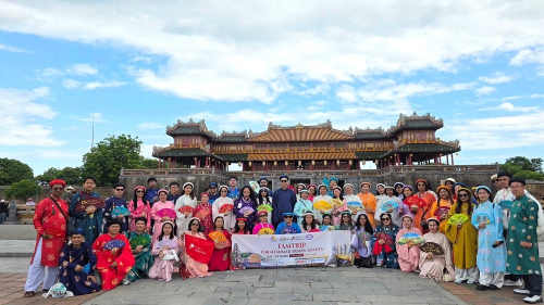  60 doanh nghiệp lữ hành Myanmar khảo sát tuyến, điểm du lịch tại Huế